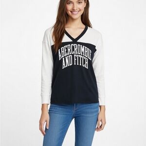 Abercrombie & Fitch Long Sleeve Tee